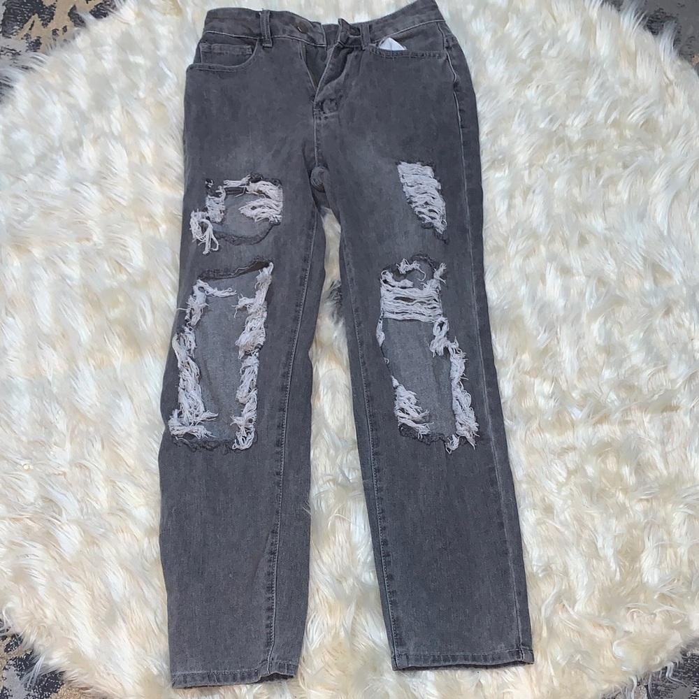 SHEIN Gray Distressed Straight Leg Jeans